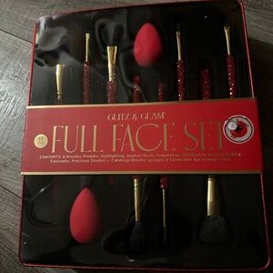 Glitz & Glam Full Face Brush Set with Red Handles